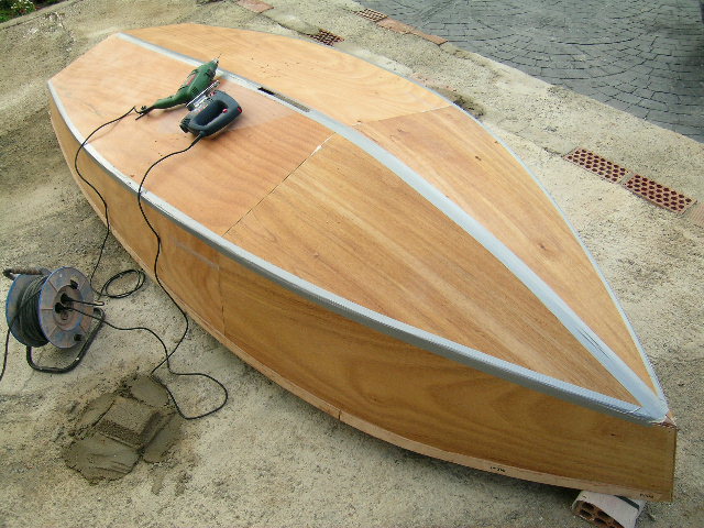 Daggerboard cut
Hull with first epoxy layer, upside down and taped to begin interior glassing
