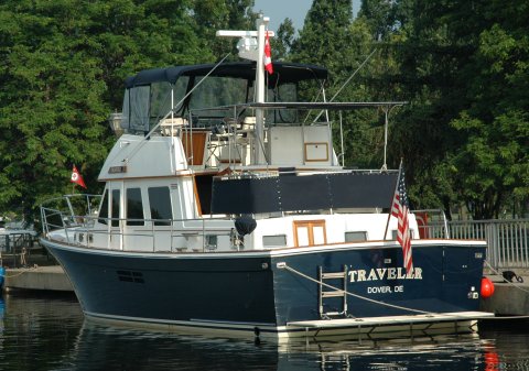Very nice
Here's a very nice trunk cabin trawler named Traveler from Dover DE. Very classy! 
Keywords: trunk cabin trawler
