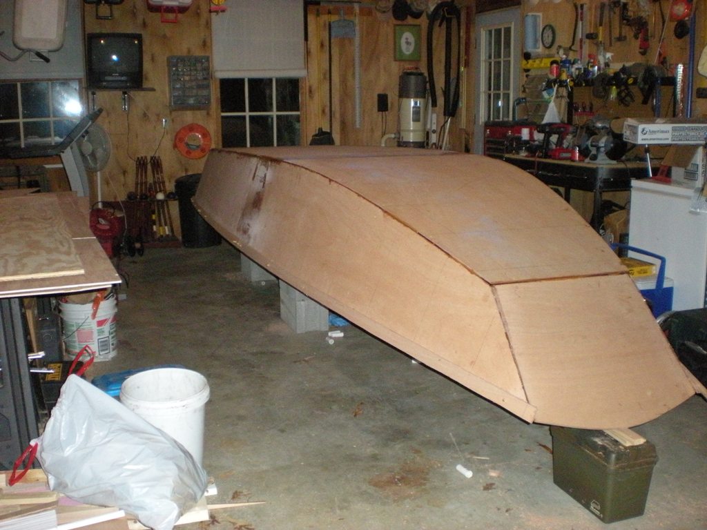 hull glued and ready to flip 002.jpg
