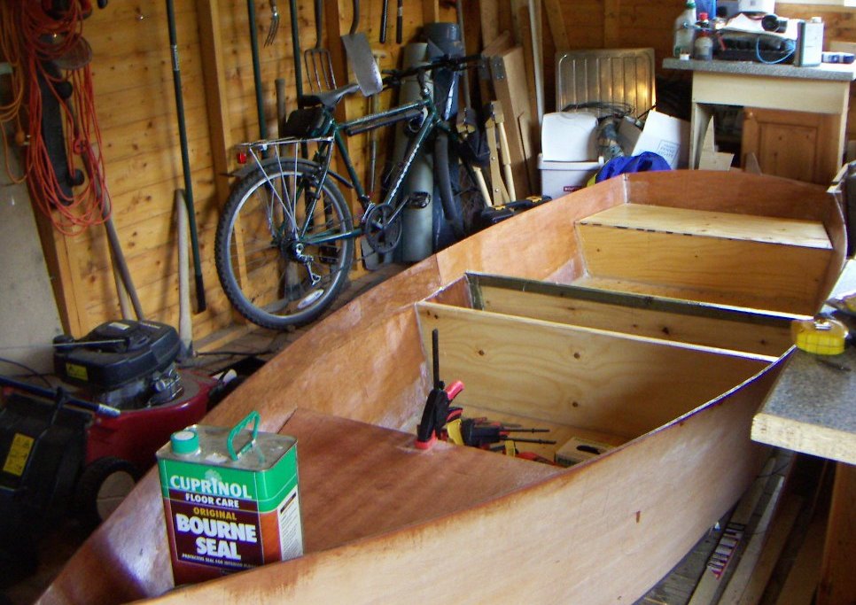 Bow and Transom seat tops epoxied
Bow and Transom seat tops epoxied.  To be fibreglassed in soon I hope!
