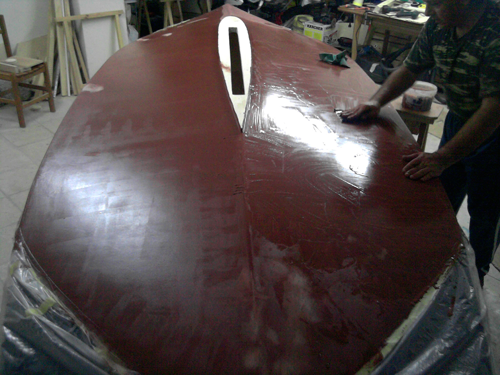 Primered the hull and started final wet sanding
