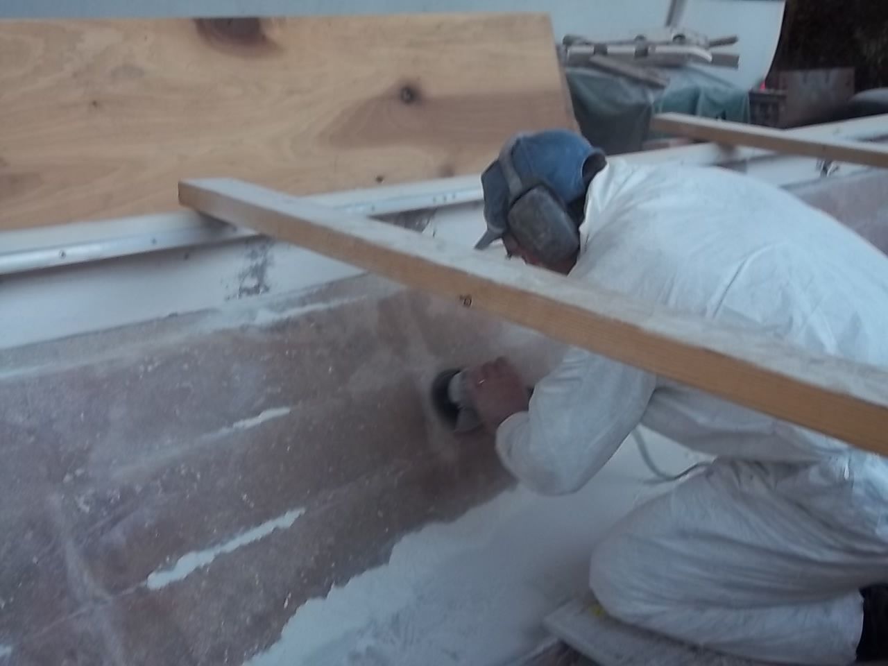 grinding out dry glass
